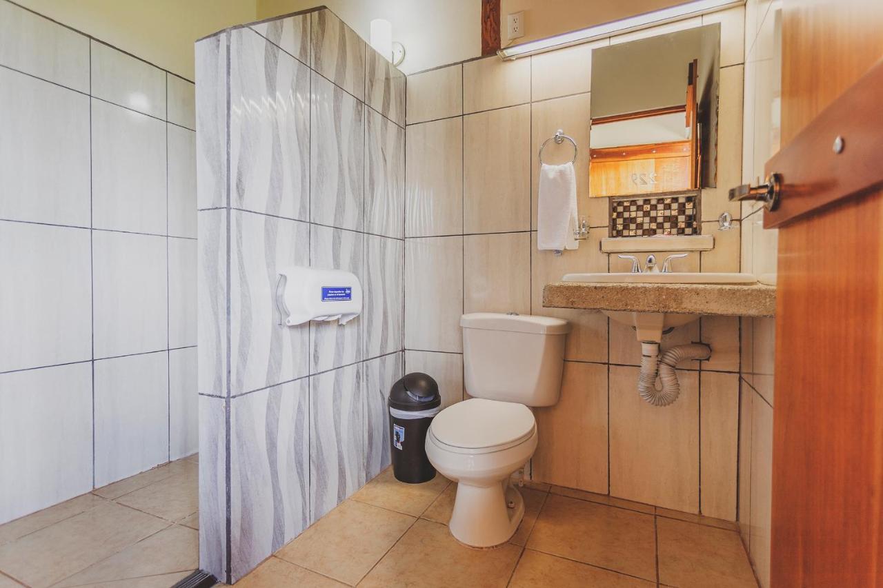 Hotel La Hacienda Quesada  Ngoại thất bức ảnh