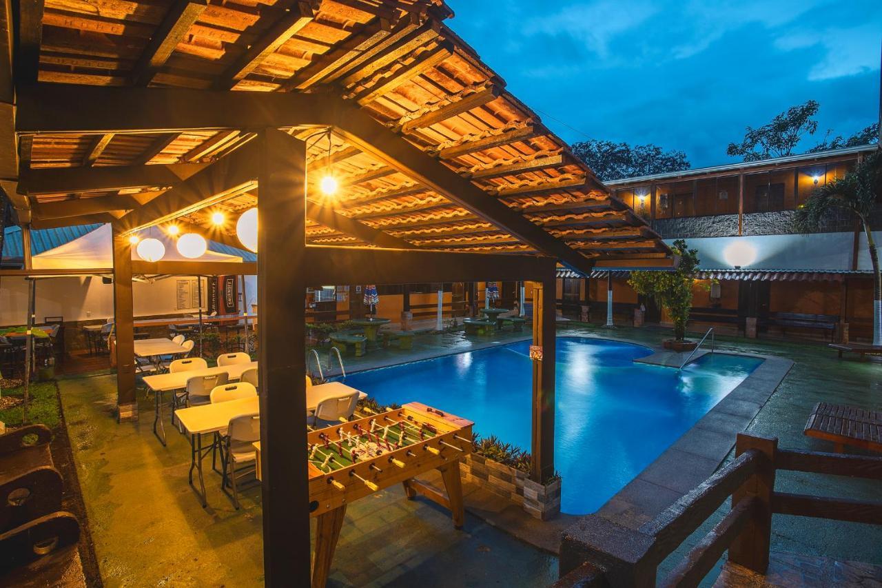 Hotel La Hacienda Quesada  Ngoại thất bức ảnh