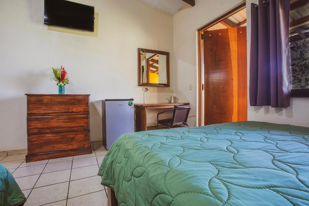 Hotel La Hacienda Quesada  Ngoại thất bức ảnh