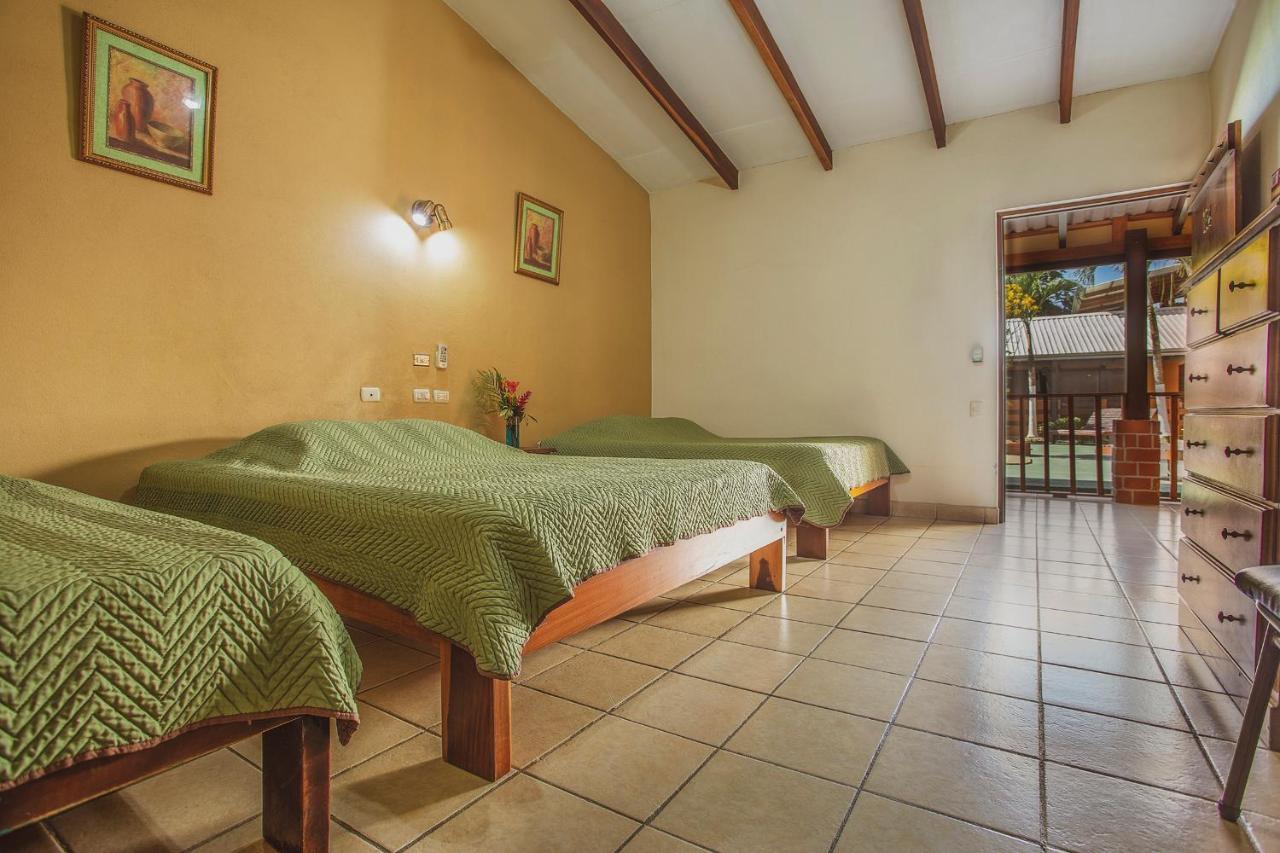 Hotel La Hacienda Quesada  Ngoại thất bức ảnh