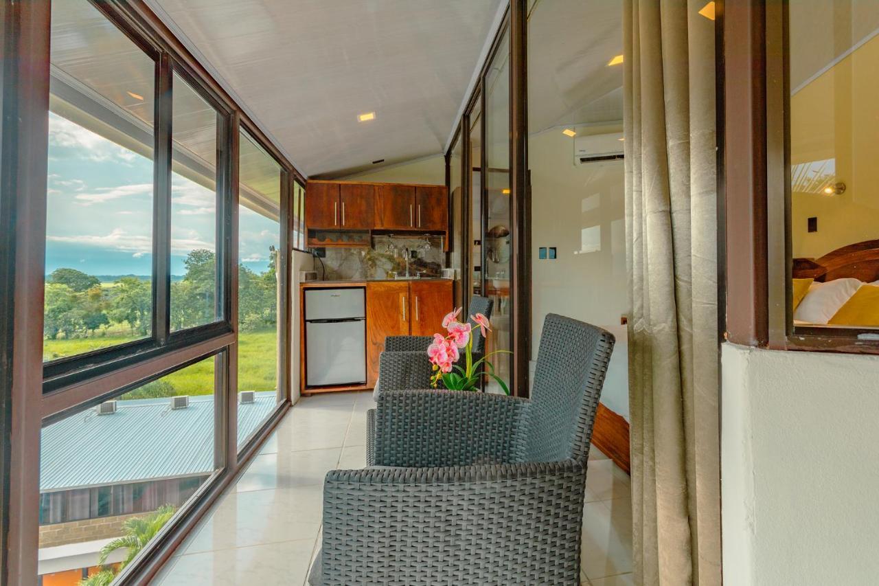 Hotel La Hacienda Quesada  Ngoại thất bức ảnh