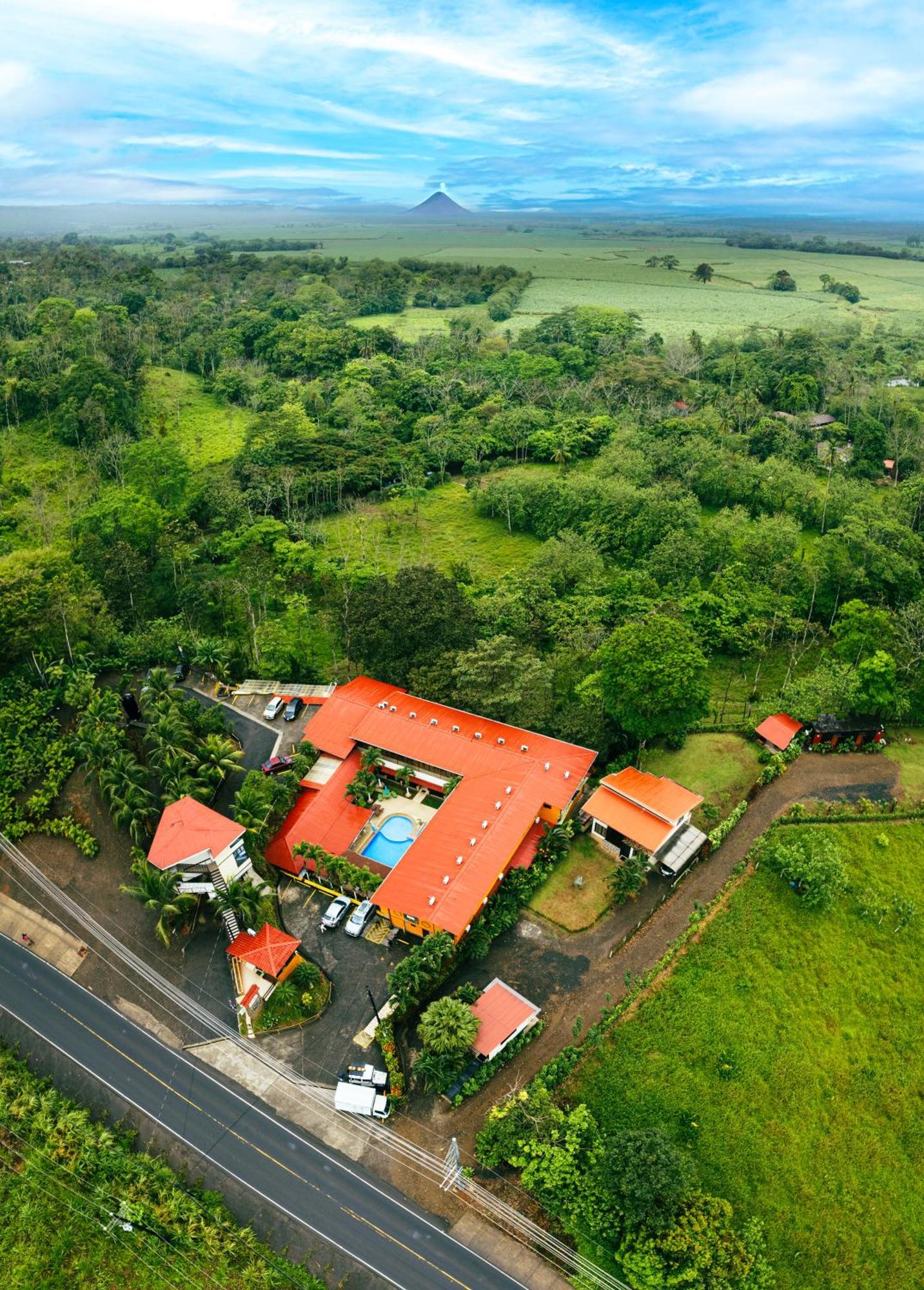 Hotel La Hacienda Quesada  Ngoại thất bức ảnh