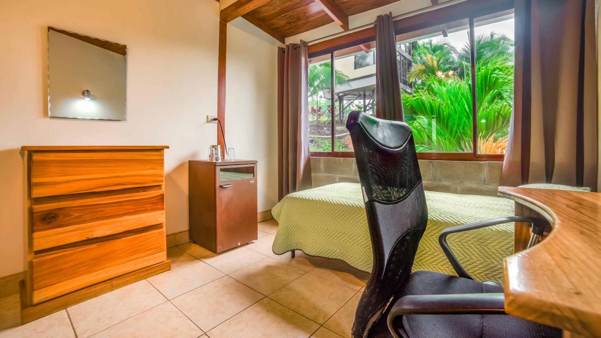 Hotel La Hacienda Quesada  Ngoại thất bức ảnh