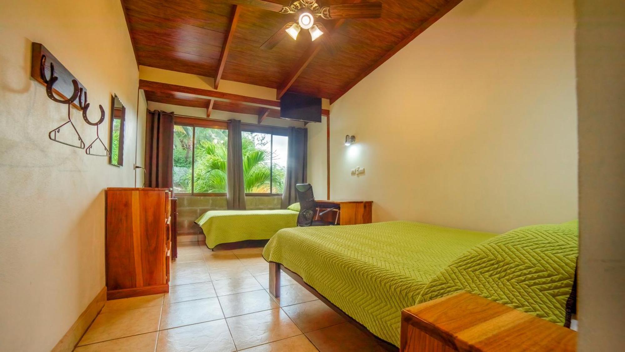 Hotel La Hacienda Quesada  Ngoại thất bức ảnh