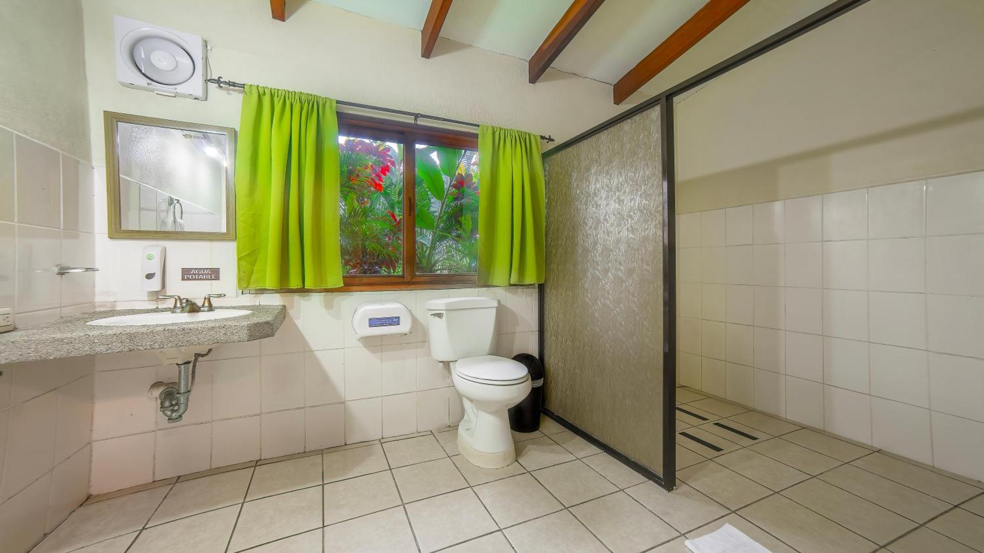 Hotel La Hacienda Quesada  Ngoại thất bức ảnh
